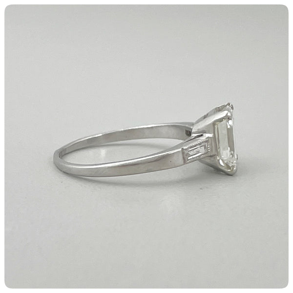 Platinum and Emerald-Cut Diamond Ring with Baguettes, 20th Century