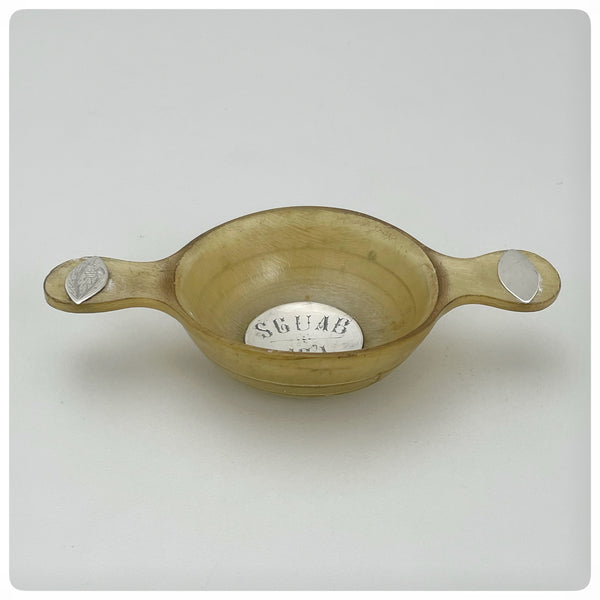 Side, Scottish Sterling Silver and Horn Quaich, William Dunningham and Company, Edinburgh, 1904-1905 - The Silver Vault of Charleston