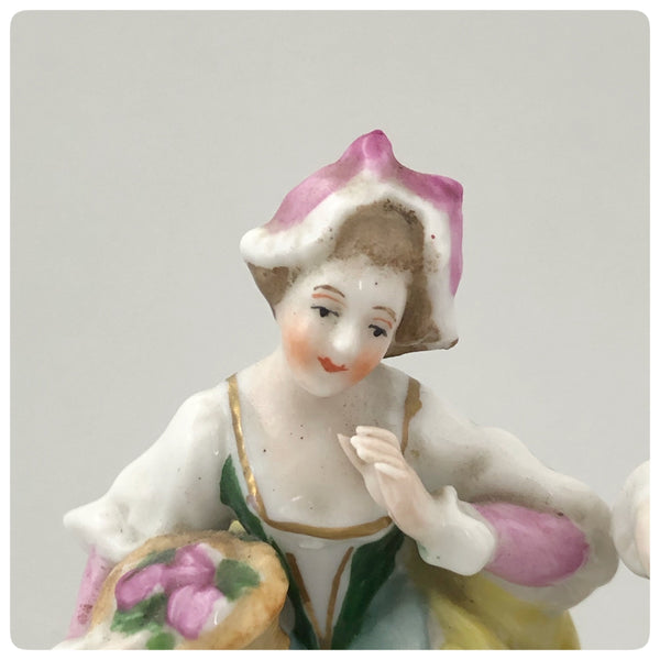 German Porcelain Figurine of a Lady and Gentleman, Porzellanfabrik Alfred Voight A. G., Sitzendorf, Early 20th Century - The Silver Vault of Charleston