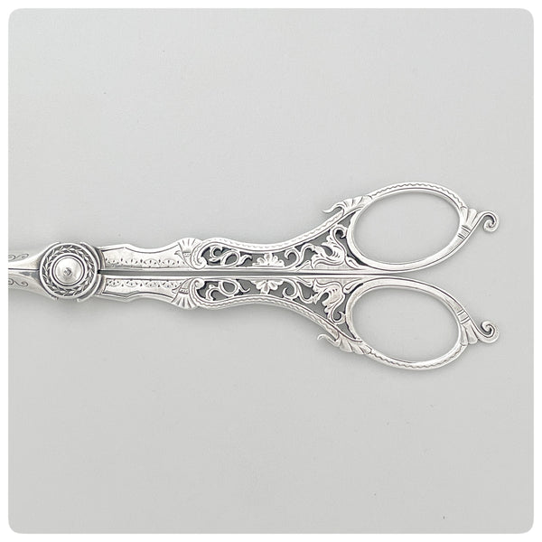Close up, English Sterling Silver Grape Shears / Scissors, Cooper Brothers & Sons, Sheffield, 1907-1908 - The Silver Vault of Charleston