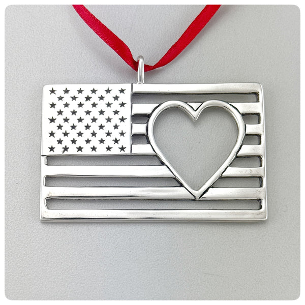 American Sterling Silver Handwrought Ornament, Flag and Heart, Hand & Hammer, Woodbridge, VA, 2001 - The Silver Vault of Charleston
