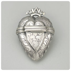 Scandinavian Solid Silver and Gilded Heart-Shaped Vinaigrette or Hovedvandsaeg, Eighteenth Century - The Silver Vault of Charleston